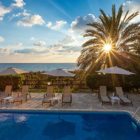 Renata * Paphos